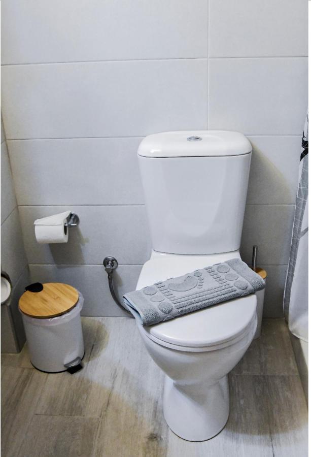 Stone Living Symi Central Apartments Ngoại thất bức ảnh