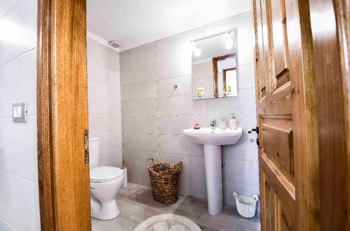 Stone Living Symi Central Apartments Ngoại thất bức ảnh
