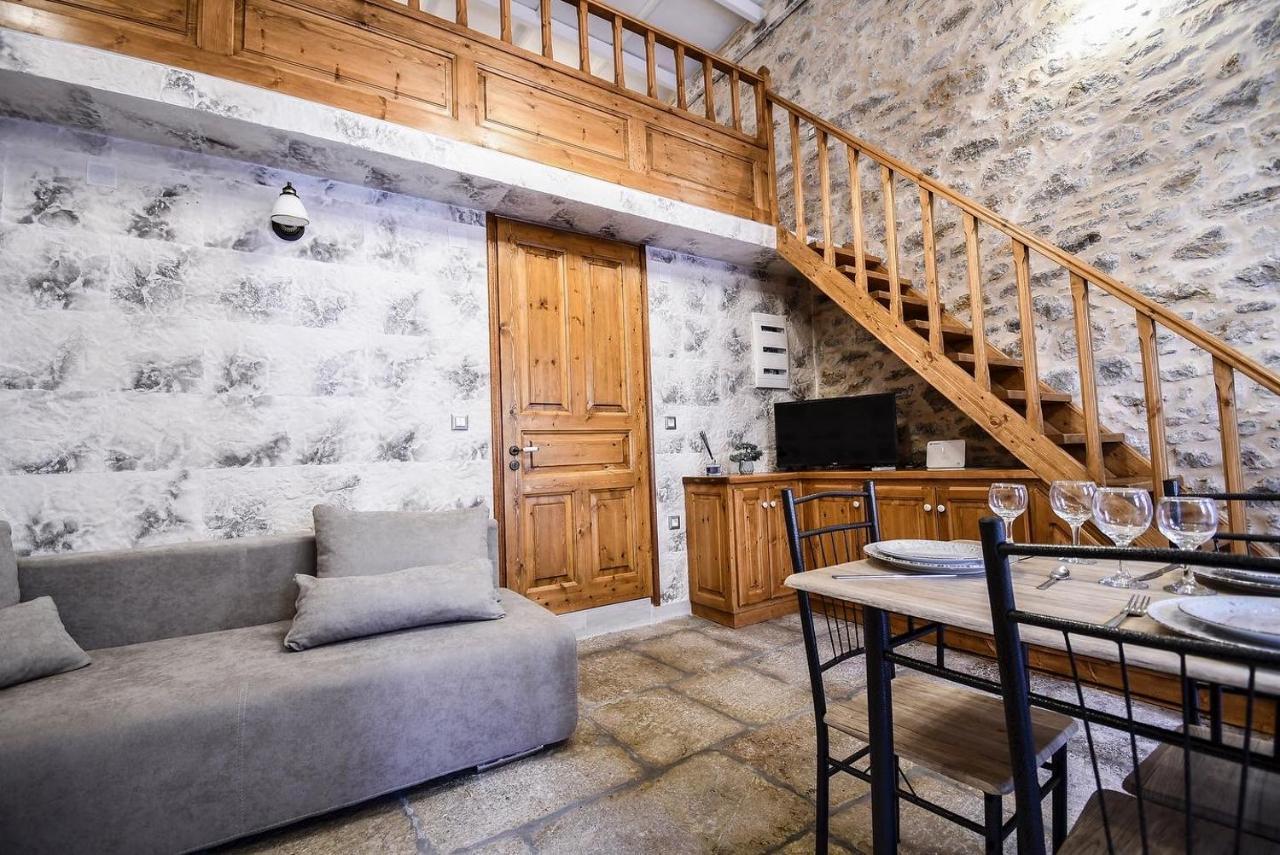 Stone Living Symi Central Apartments Ngoại thất bức ảnh
