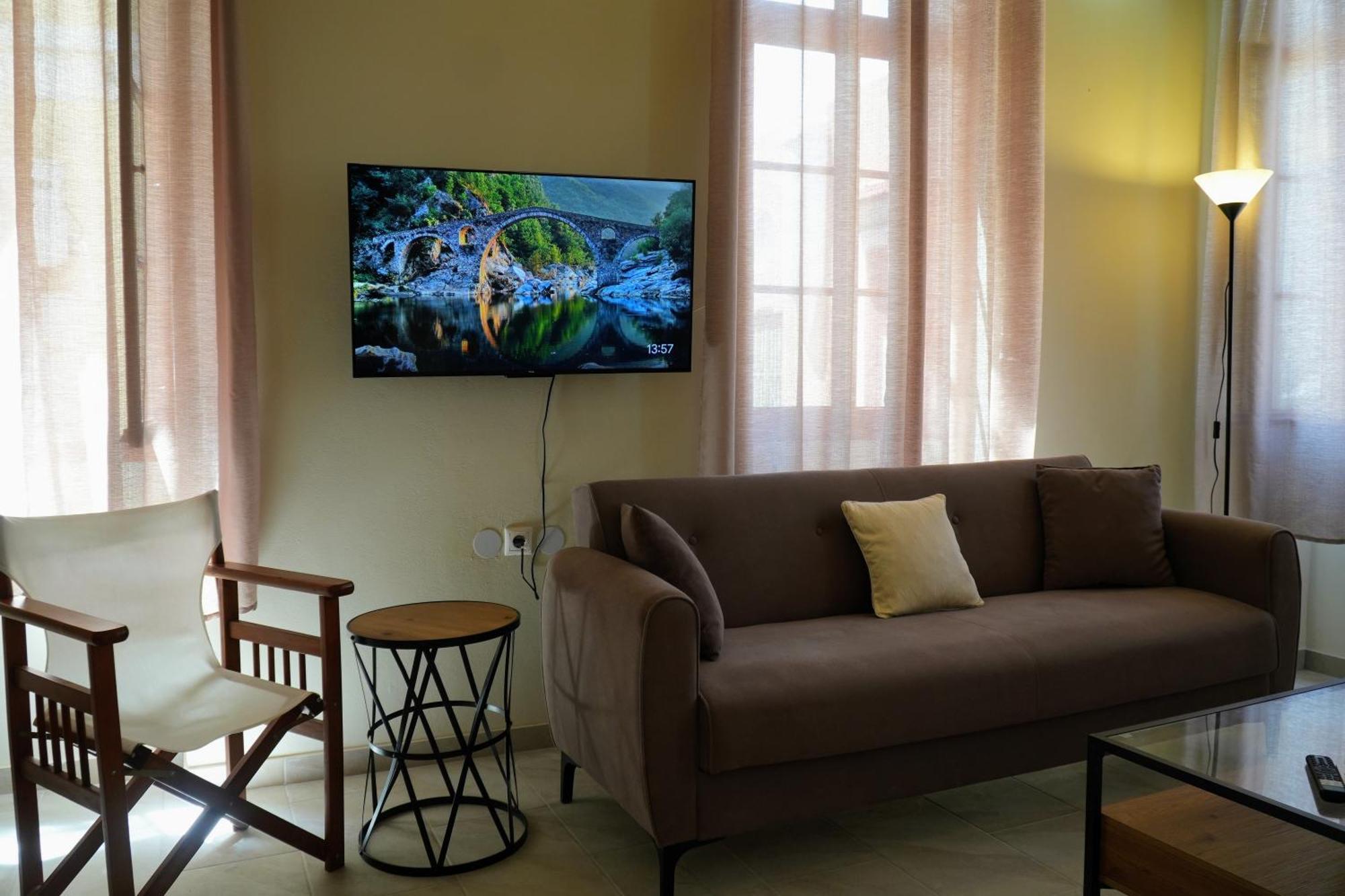 Stone Living Symi Central Apartments Ngoại thất bức ảnh