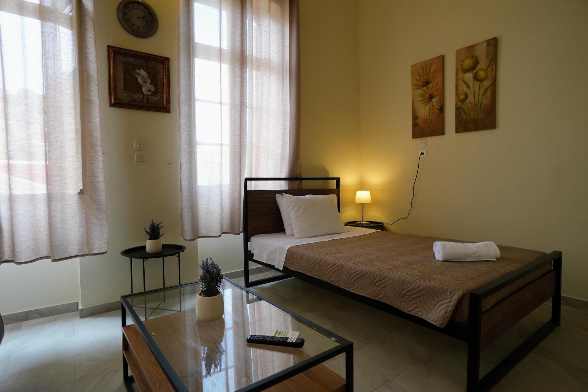Stone Living Symi Central Apartments Ngoại thất bức ảnh