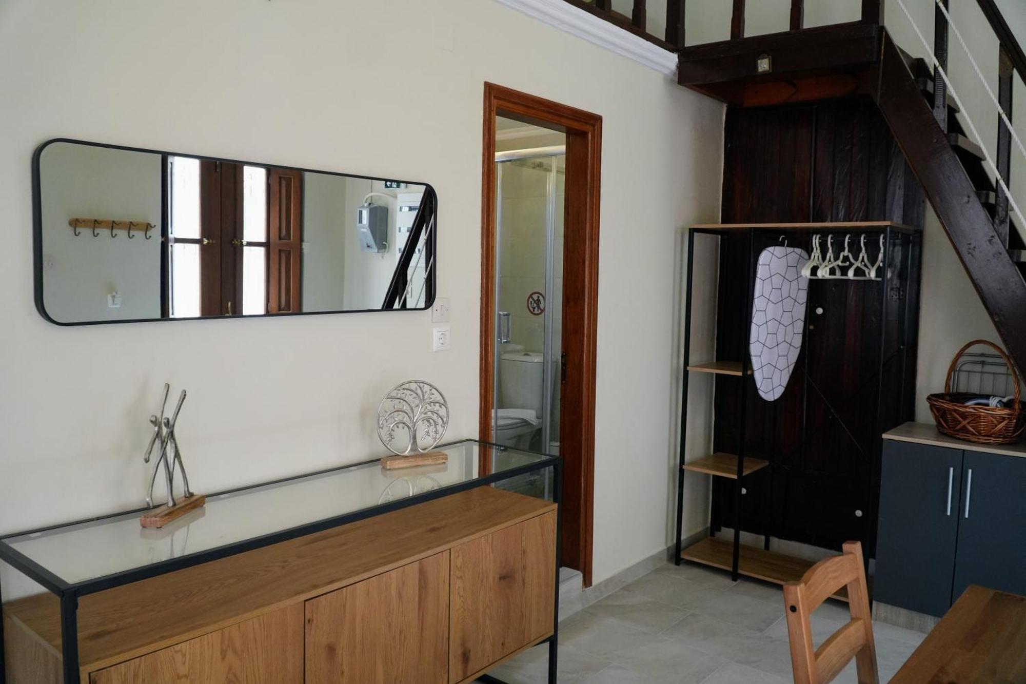 Stone Living Symi Central Apartments Ngoại thất bức ảnh